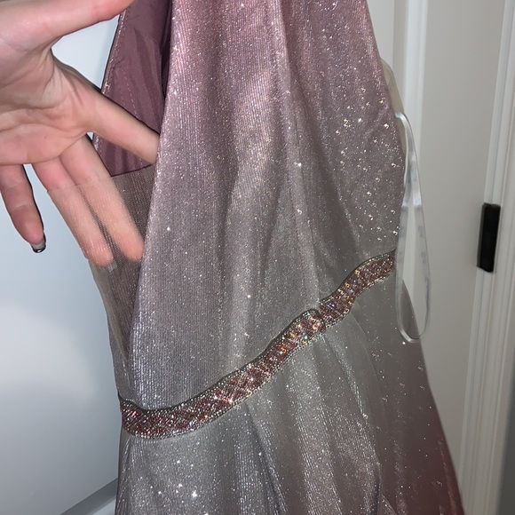 Camille La Ve homecoming dress - Picture 2 of 3